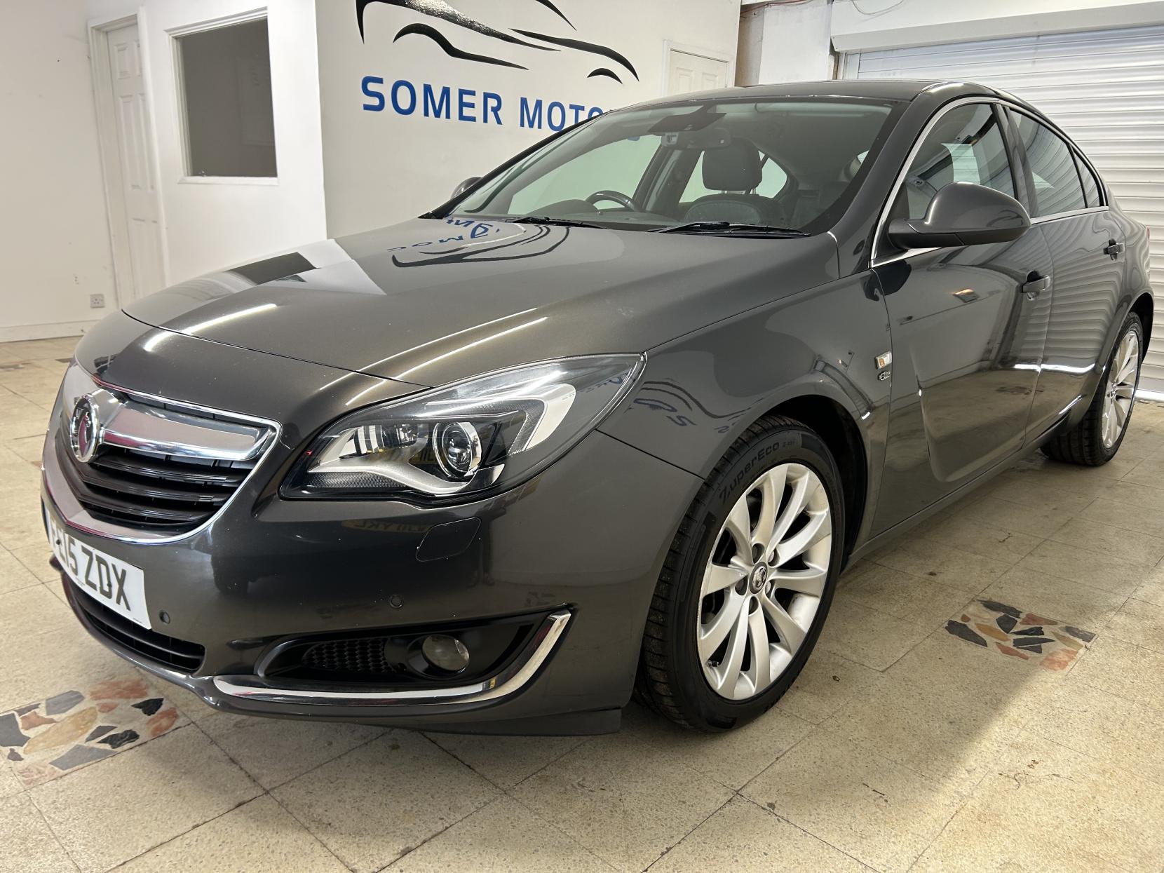Vauxhall Insignia 2.0 CDTi Elite Nav Hatchback 5dr Diesel Auto Euro 5 (163 ps)