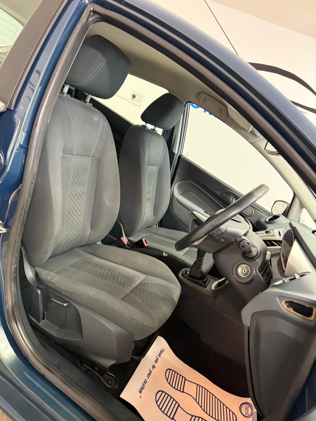 Ford Fiesta 1.4 Titanium Hatchback 5dr Petrol Manual (133 g/km, 94 bhp)