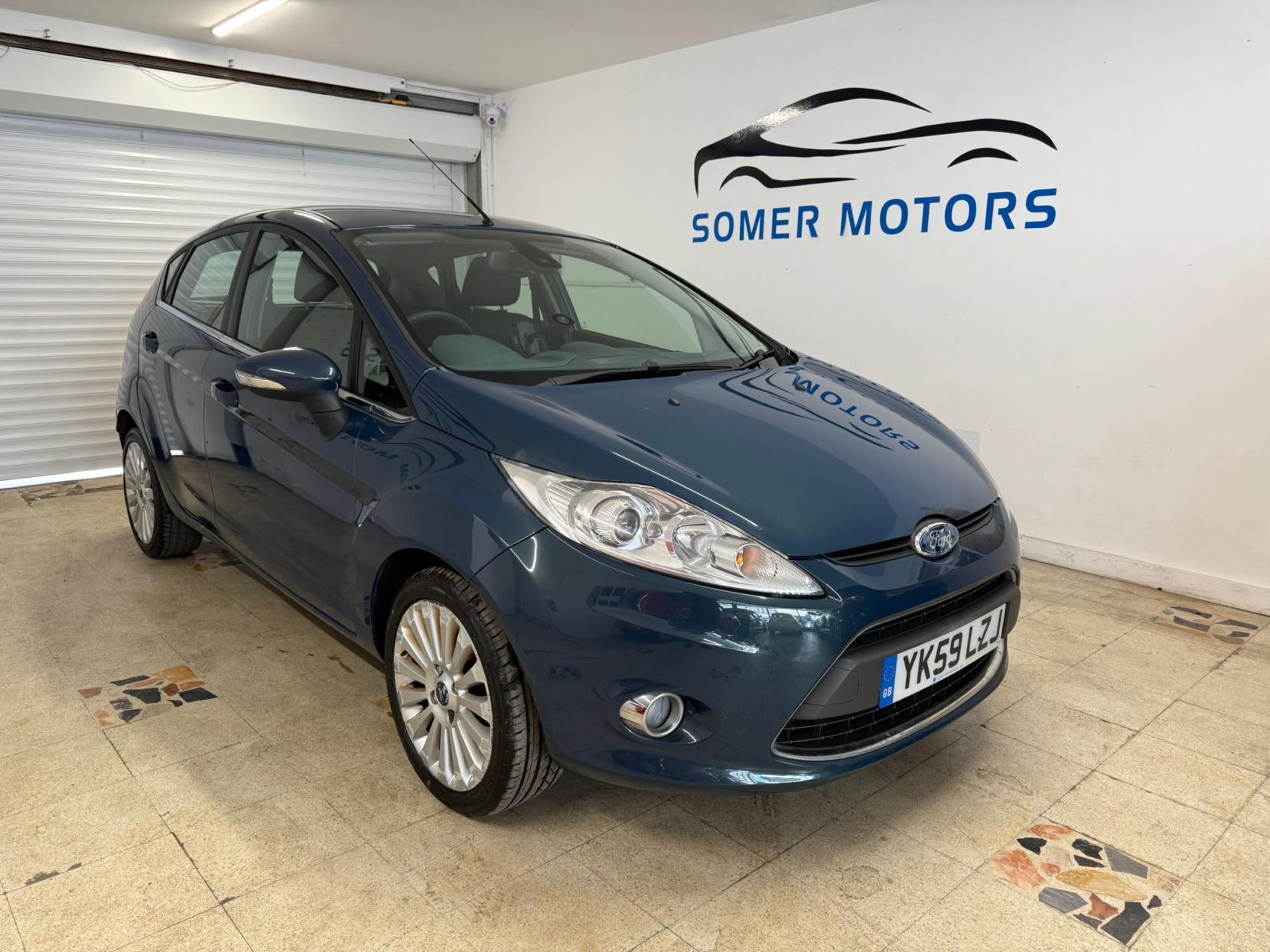 Ford Fiesta 1.4 Titanium Hatchback 5dr Petrol Manual (133 g/km, 94 bhp)