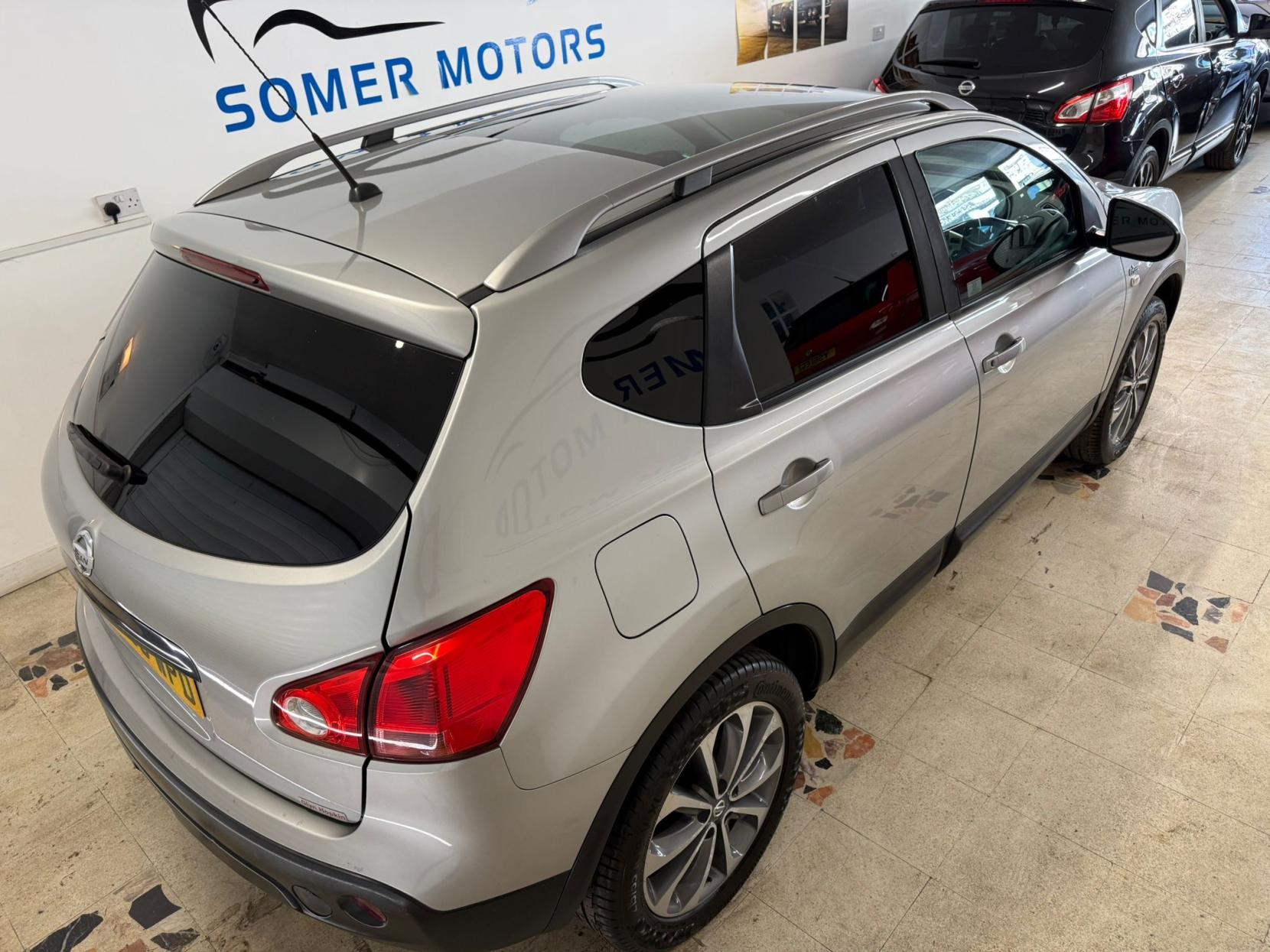 Nissan Qashqai 1.6 n-tec Hatchback 5dr Petrol Manual 2WD (159 g/km, 113 bhp)