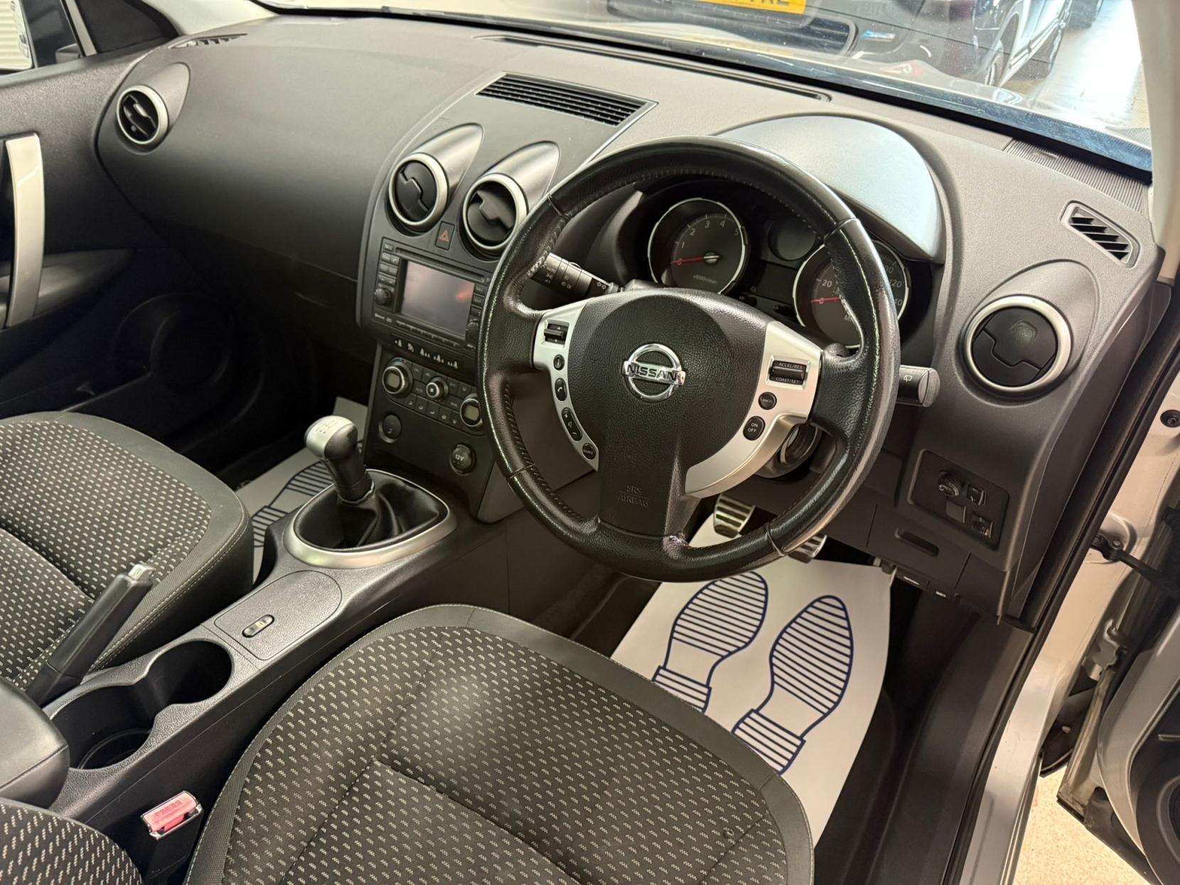 Nissan Qashqai 1.6 n-tec Hatchback 5dr Petrol Manual 2WD (159 g/km, 113 bhp)