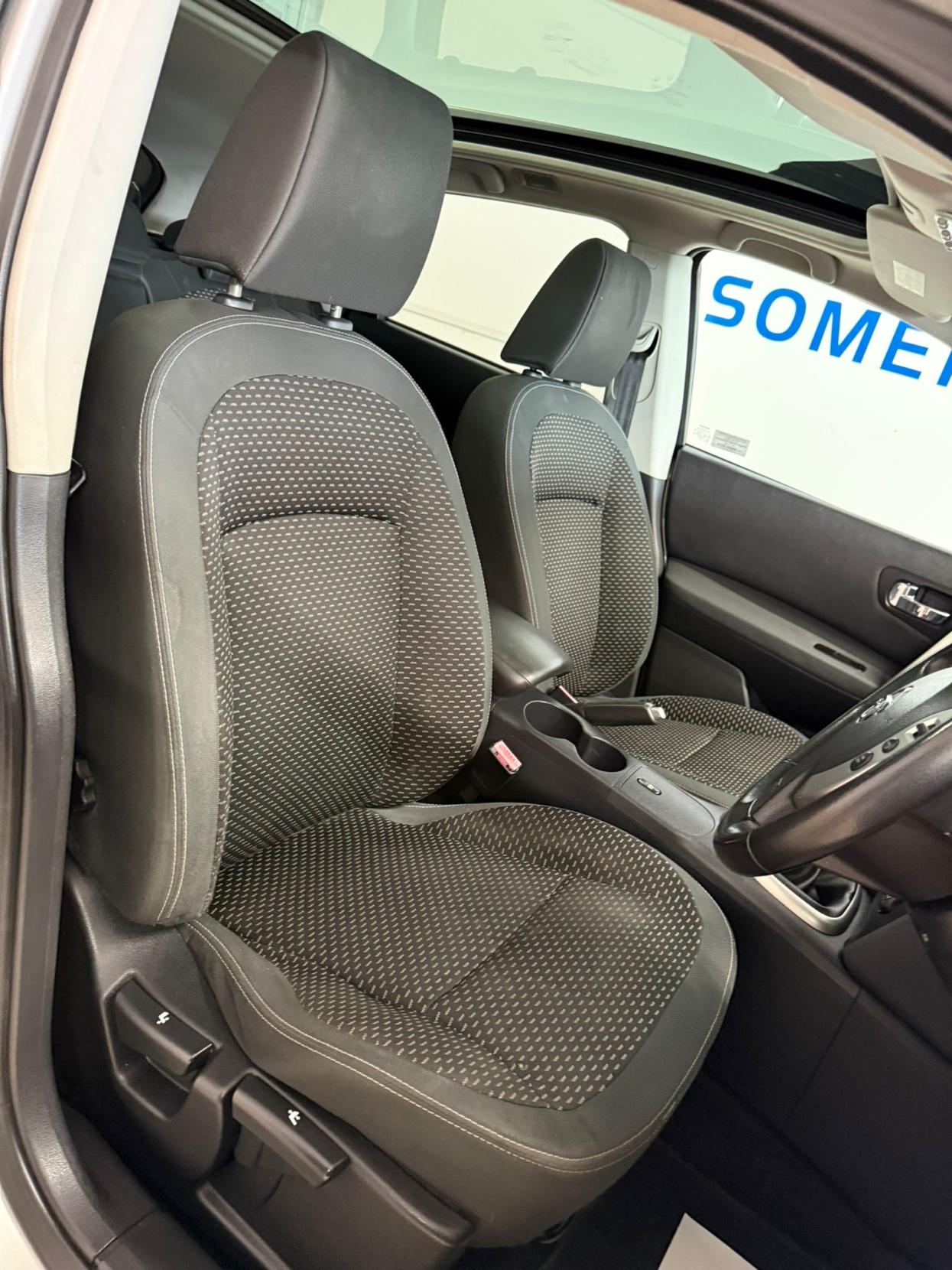 Nissan Qashqai 1.6 n-tec Hatchback 5dr Petrol Manual 2WD (159 g/km, 113 bhp)