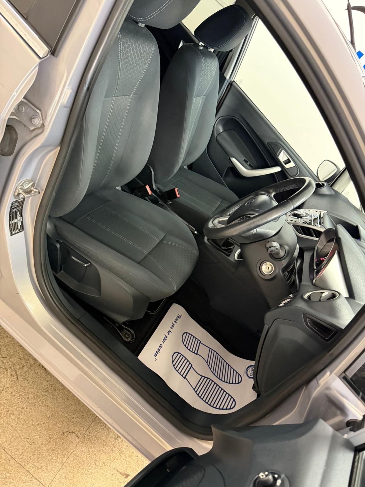 Ford Fiesta 1.4 Titanium Hatchback 5dr Petrol Manual (133 g/km, 94 bhp)