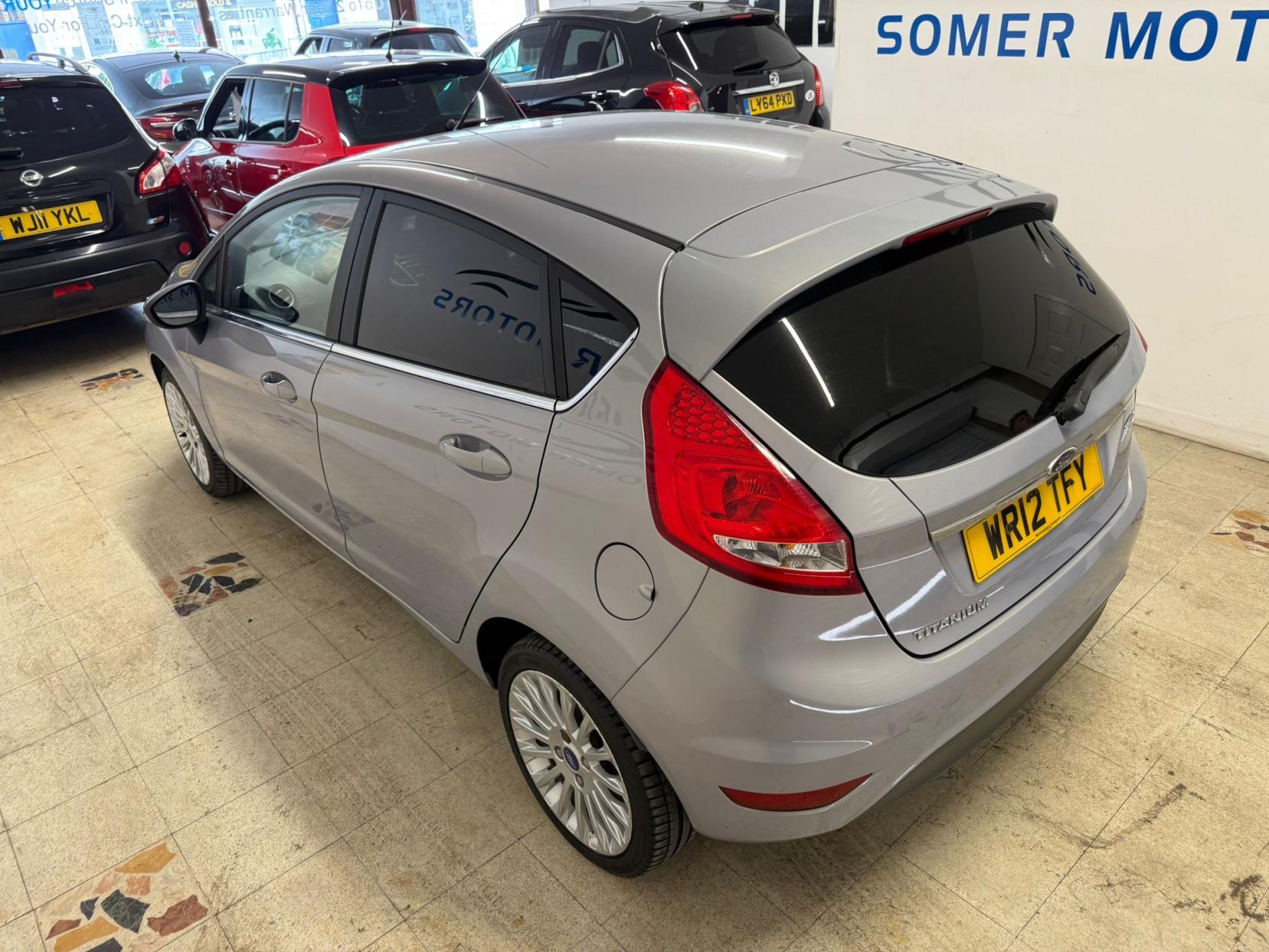 Ford Fiesta 1.4 Titanium Hatchback 5dr Petrol Manual (133 g/km, 94 bhp)