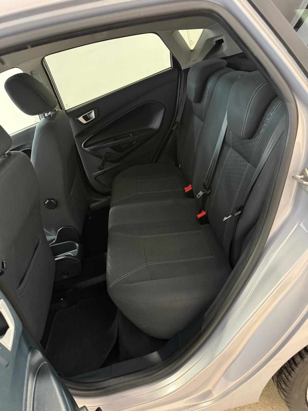 Ford Fiesta 1.4 Titanium Hatchback 5dr Petrol Manual (133 g/km, 94 bhp)