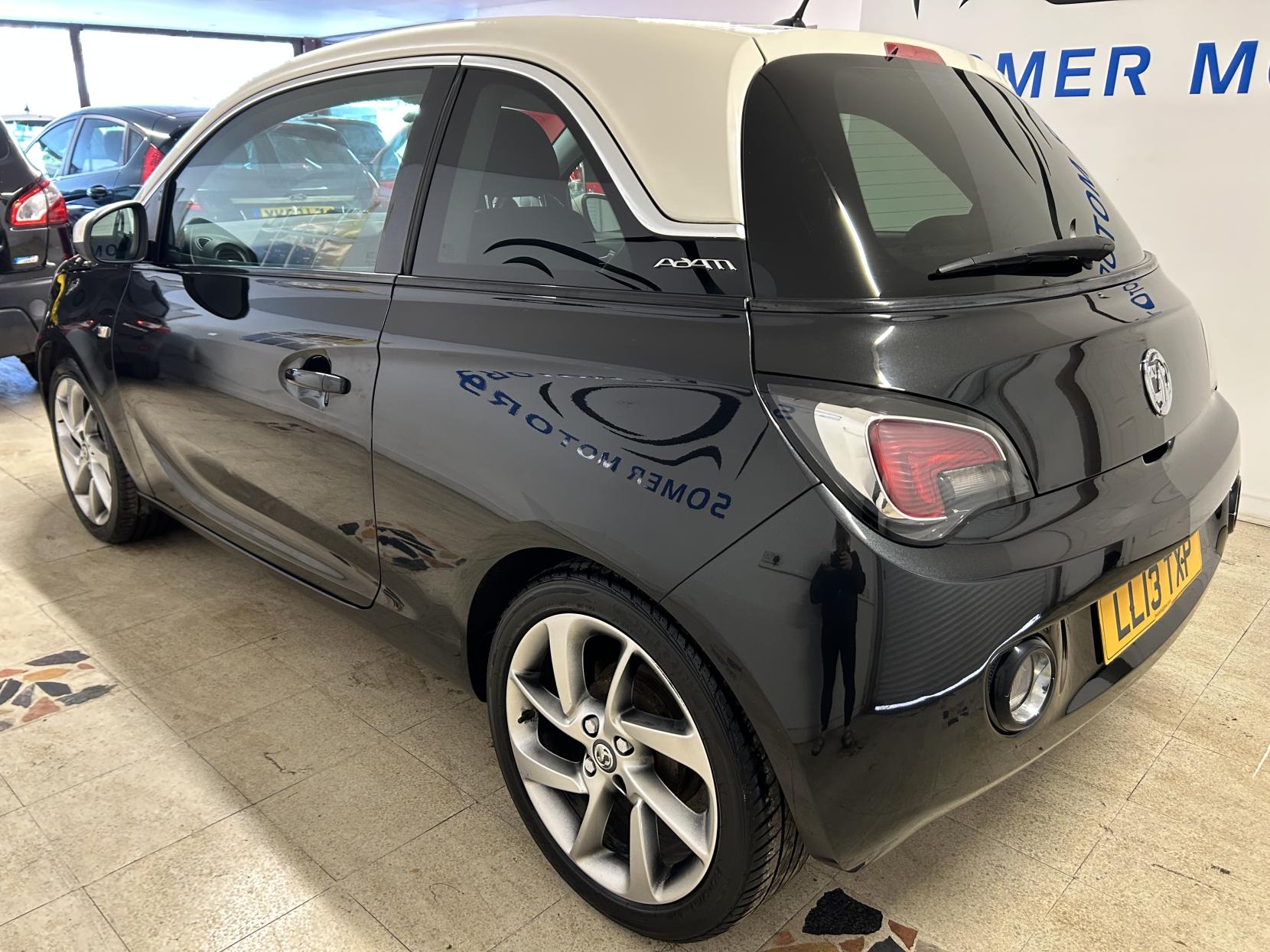 Vauxhall ADAM 1.4 16v SLAM Hatchback 3dr Petrol Manual Euro 5 (87 ps)