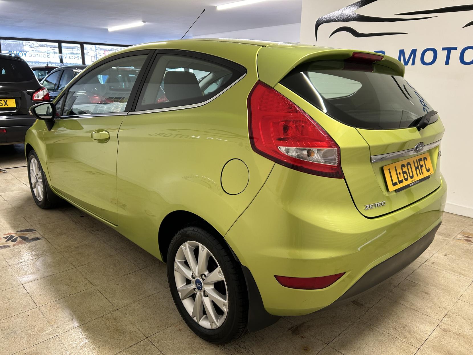 Ford Fiesta 1.25 Zetec Hatchback 3dr Petrol Manual (129 g/km, 81 bhp)