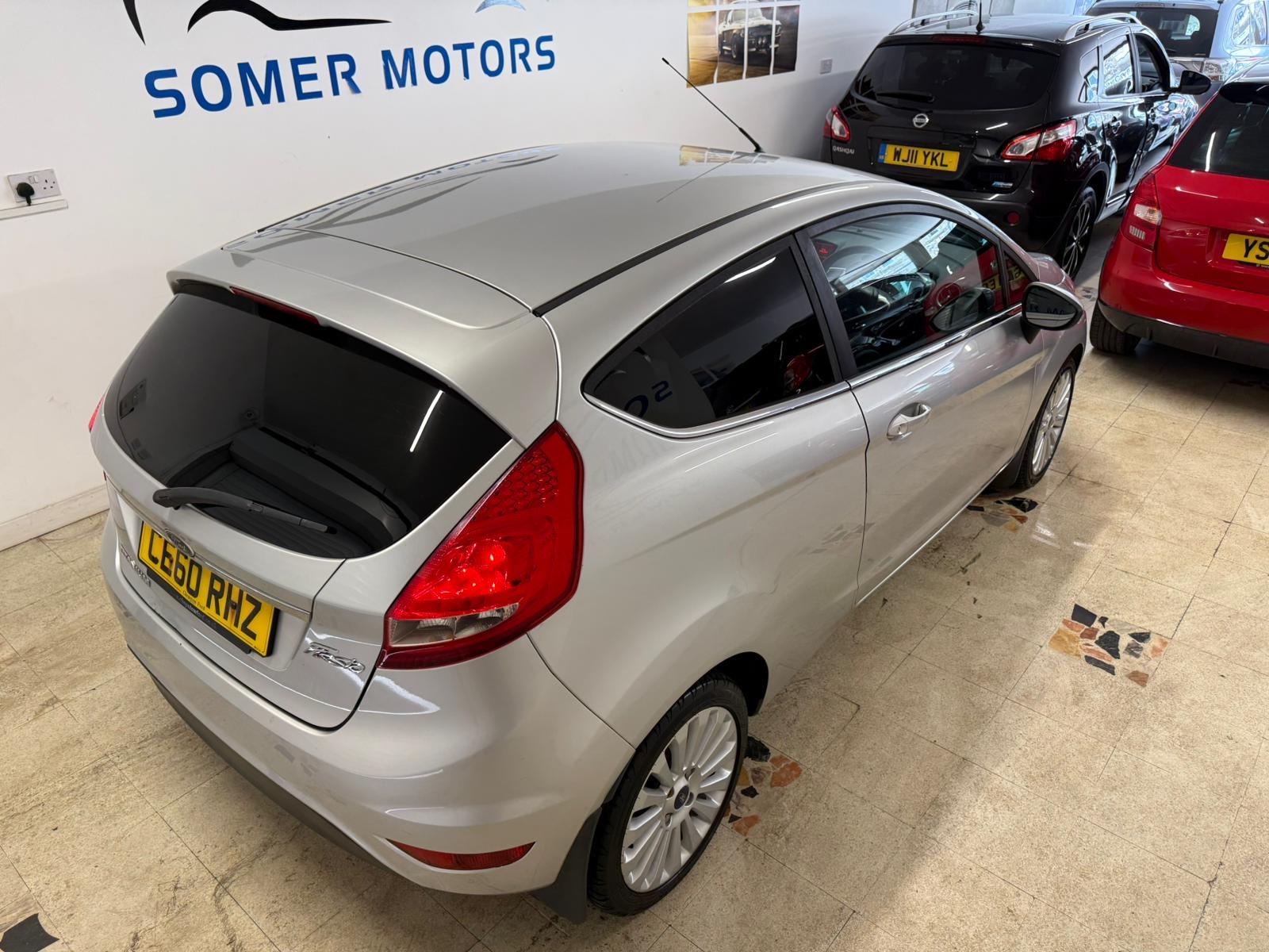 Ford Fiesta 1.4 Titanium Hatchback 3dr Petrol Manual (133 g/km, 94 bhp)